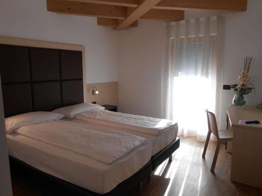 Villa Cameras Room And Breakfast 모리 객실 사진