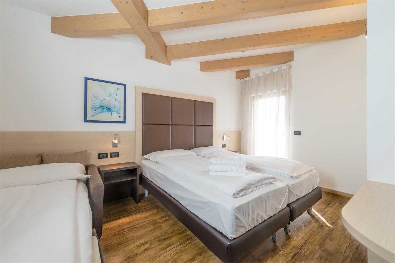 Villa Cameras Room And Breakfast 모리 외부 사진